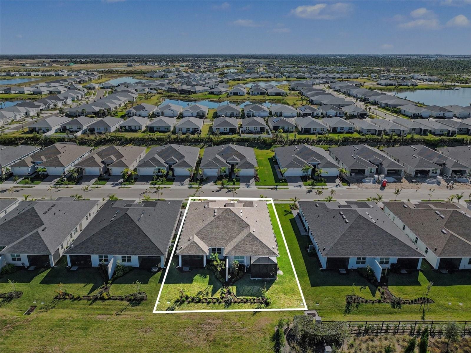 Listing photo id 32 for 44303 Panther Drive