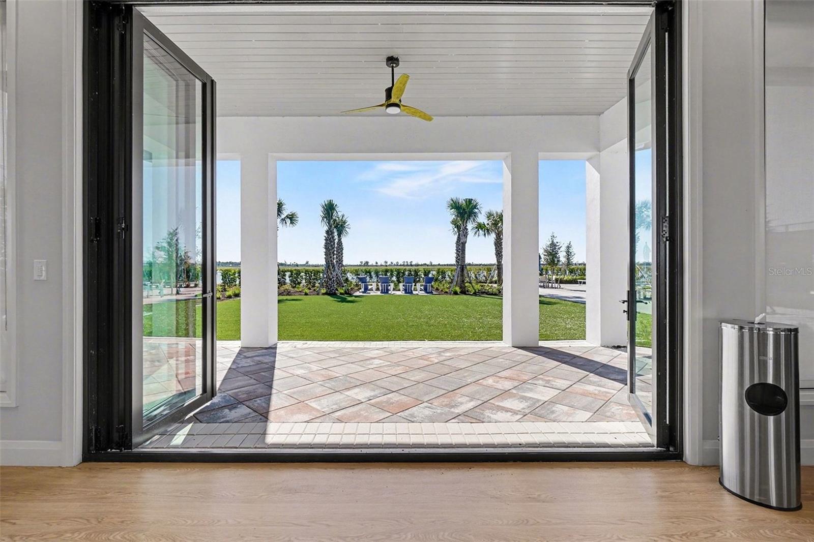 Listing photo id 42 for 44303 Panther Drive