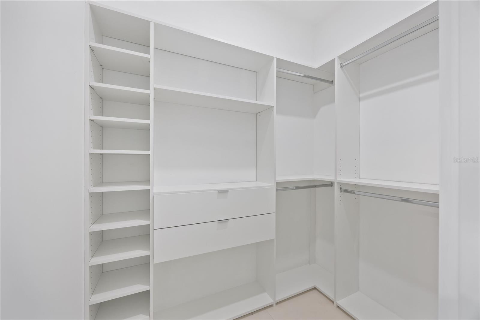 Image 20 of 41 For 14284 Ingraham Boulevard