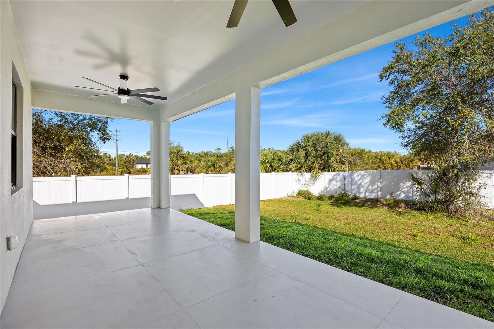 Image 37 of 41 For 14284 Ingraham Boulevard