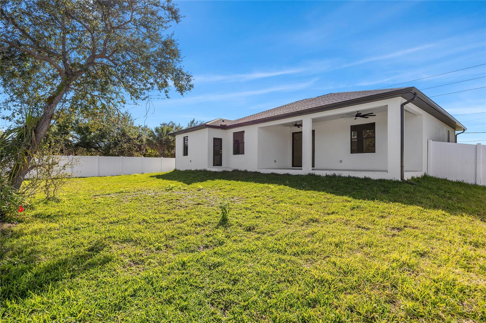 Image 40 of 41 For 14284 Ingraham Boulevard