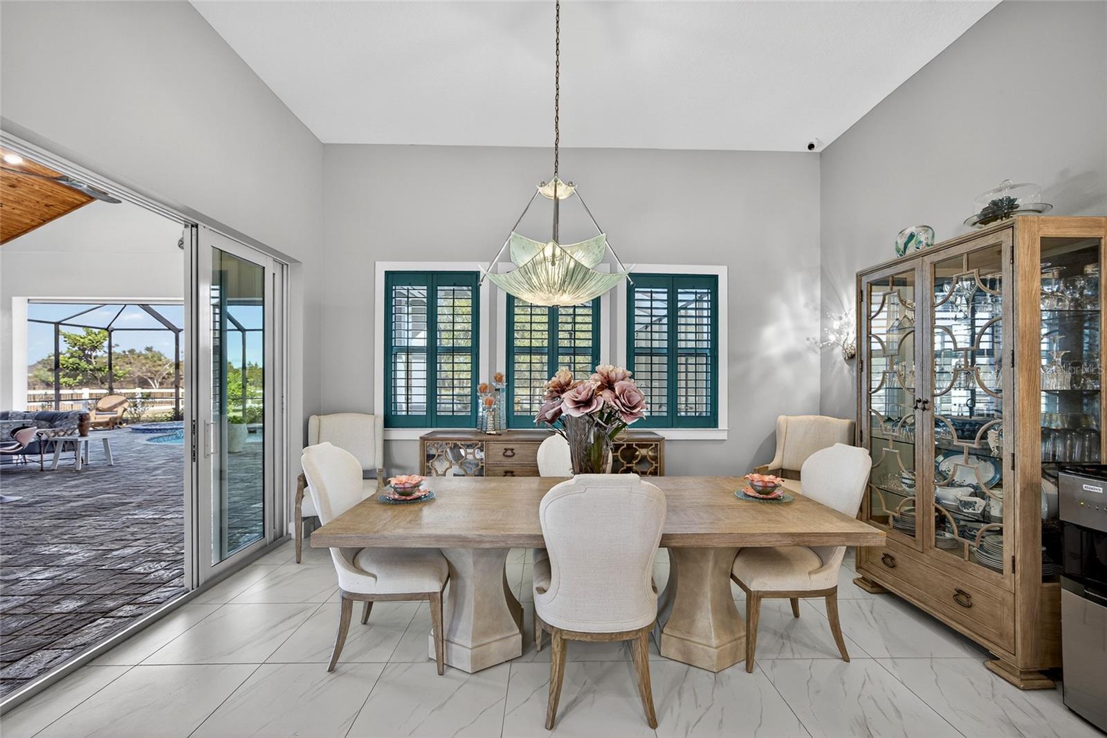 Image 11 of 67 For 28991 Smugglers Lane