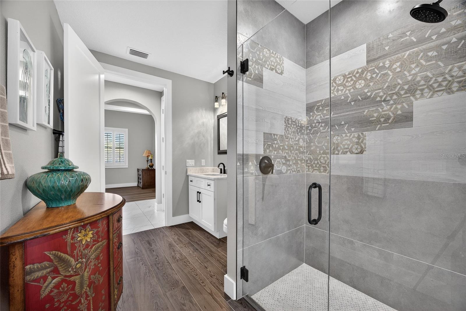 Image 21 of 67 For 28991 Smugglers Lane