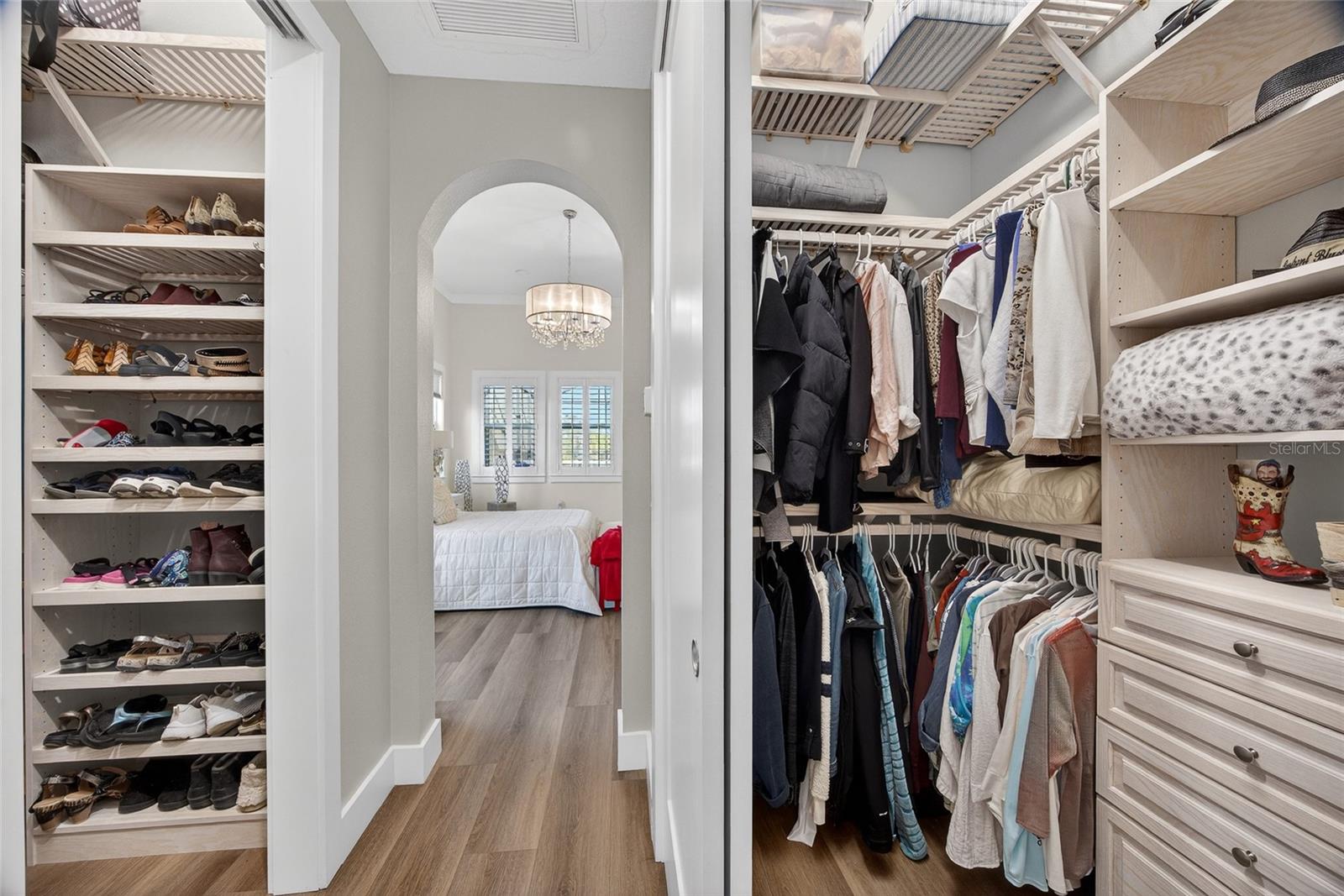 Image 24 of 67 For 28991 Smugglers Lane