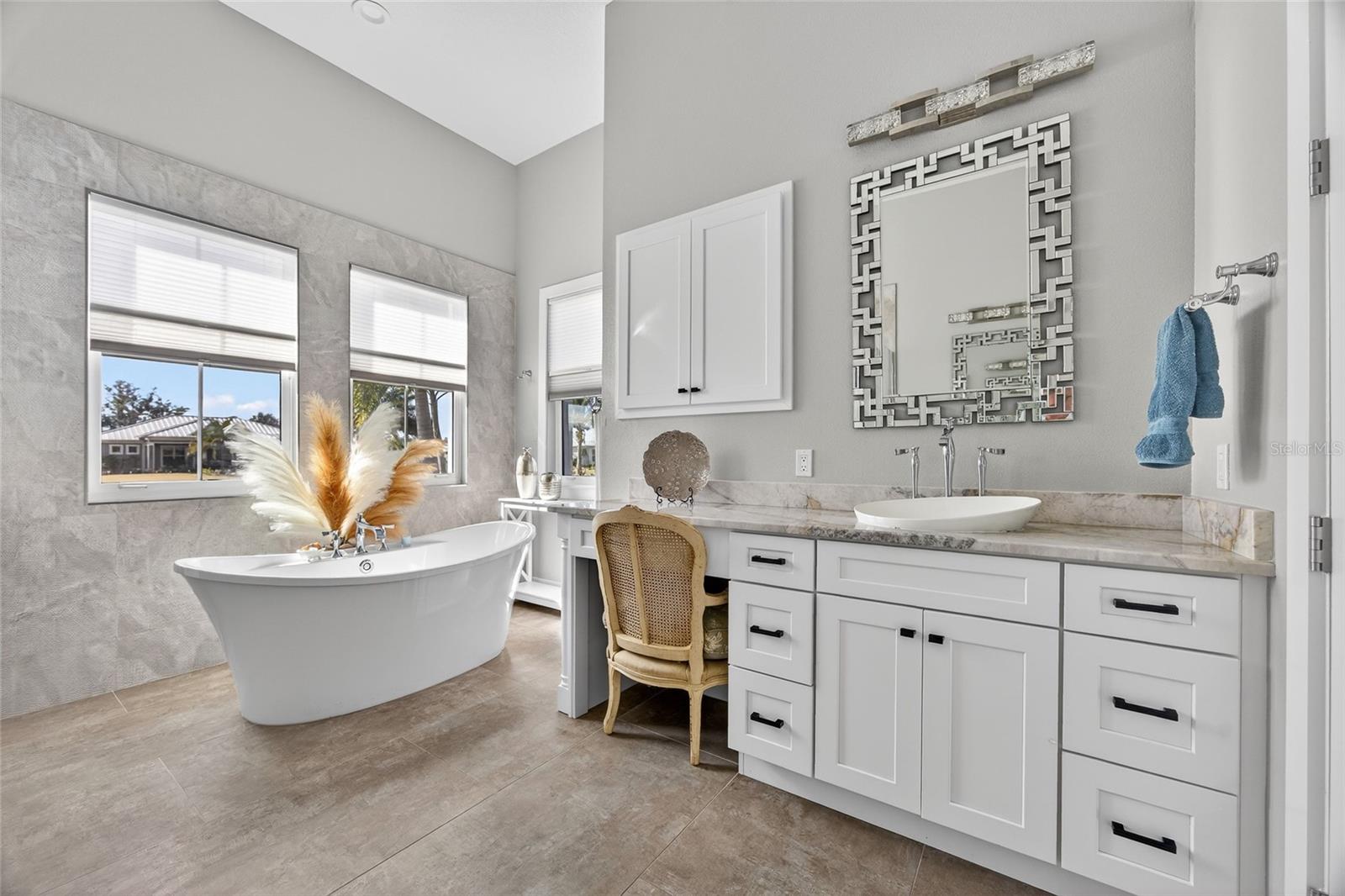 Image 28 of 67 For 28991 Smugglers Lane