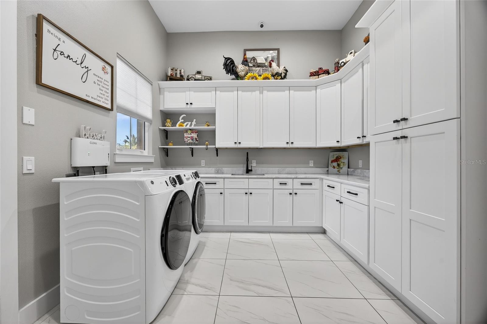 Image 33 of 67 For 28991 Smugglers Lane