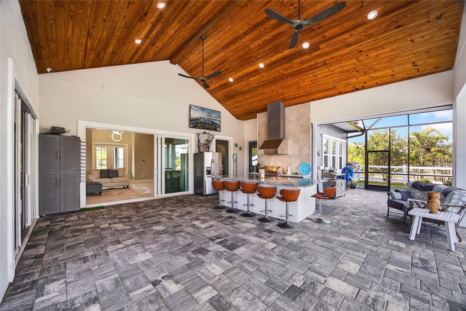 Image 37 of 67 For 28991 Smugglers Lane