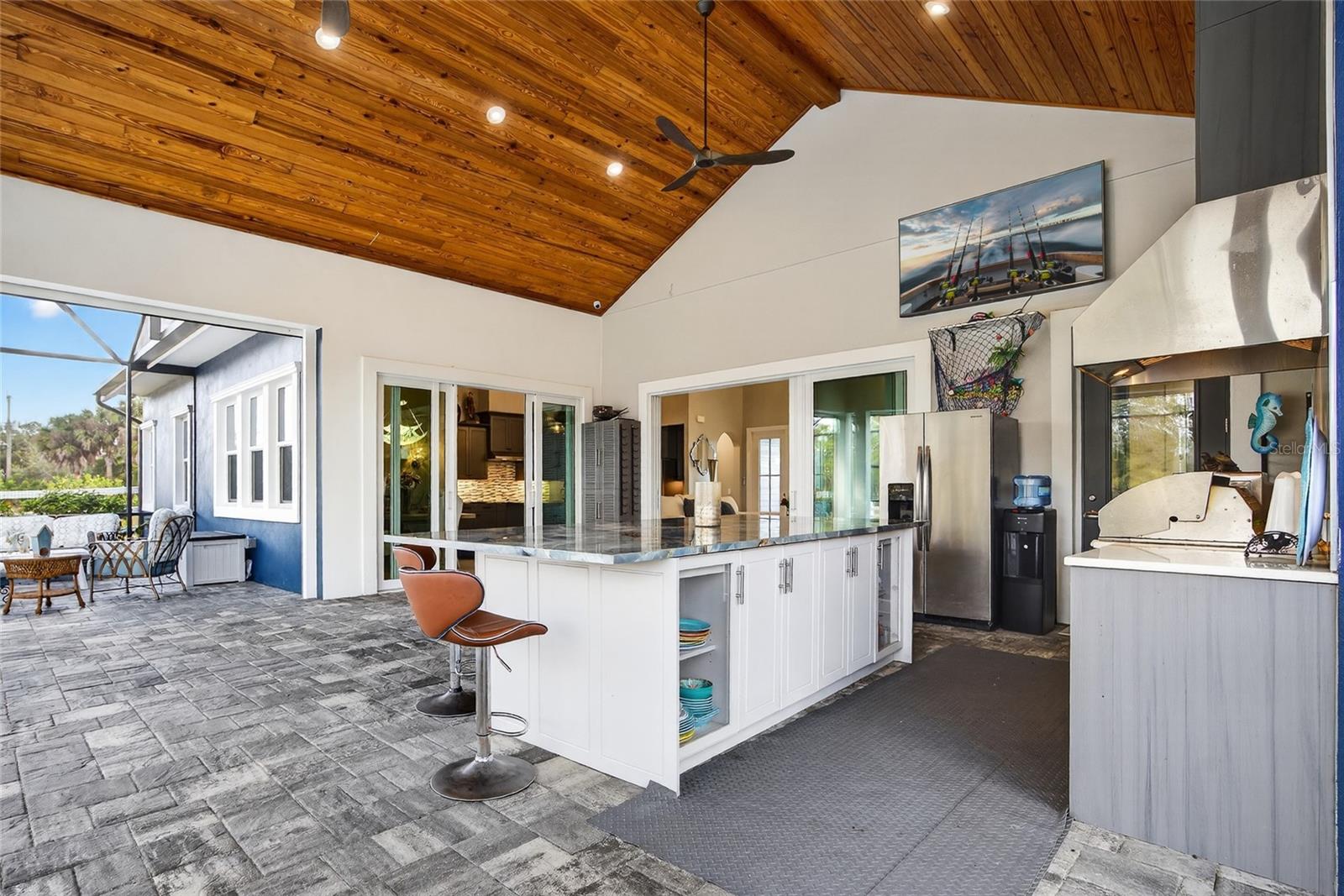 Image 38 of 67 For 28991 Smugglers Lane