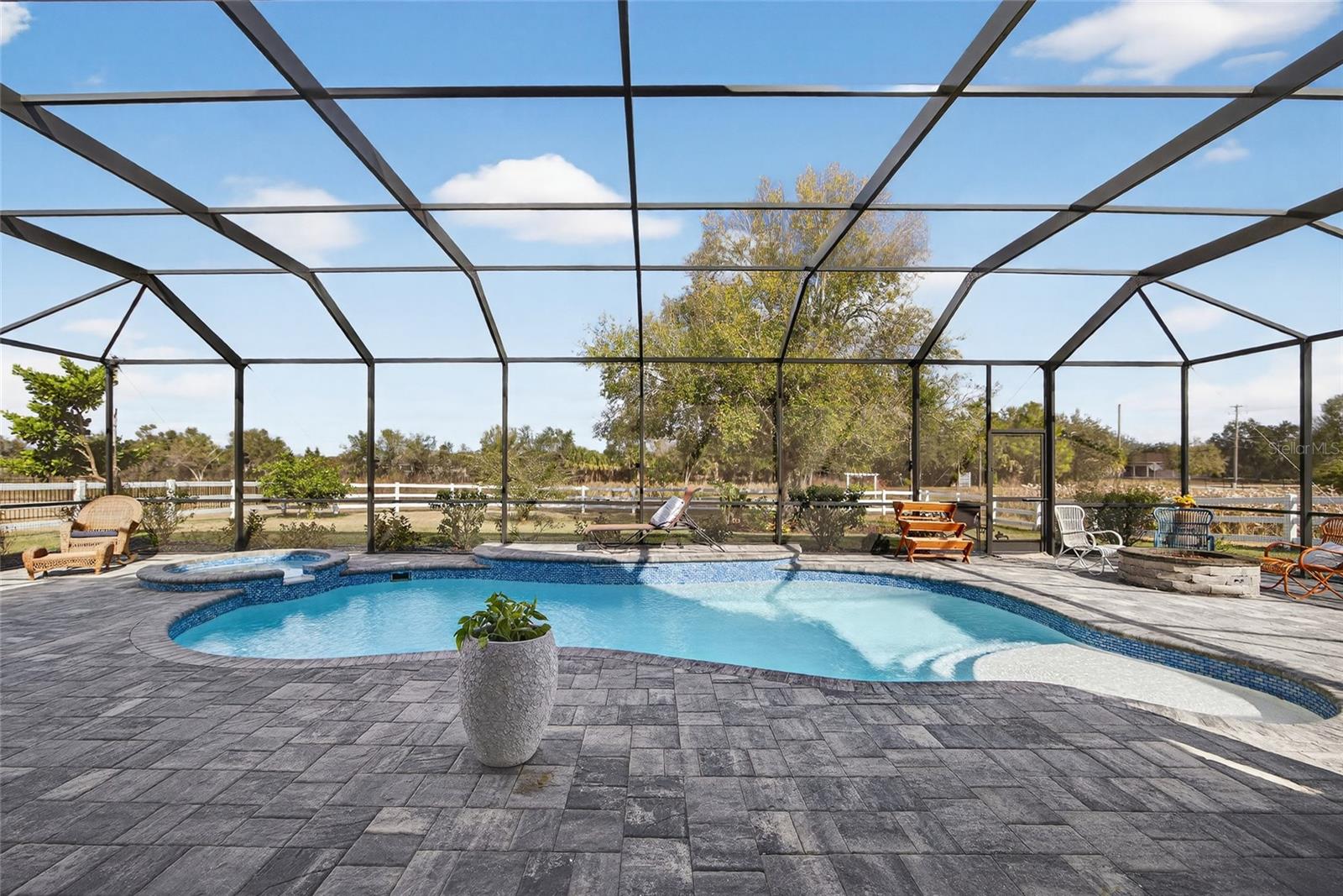 Image 43 of 67 For 28991 Smugglers Lane