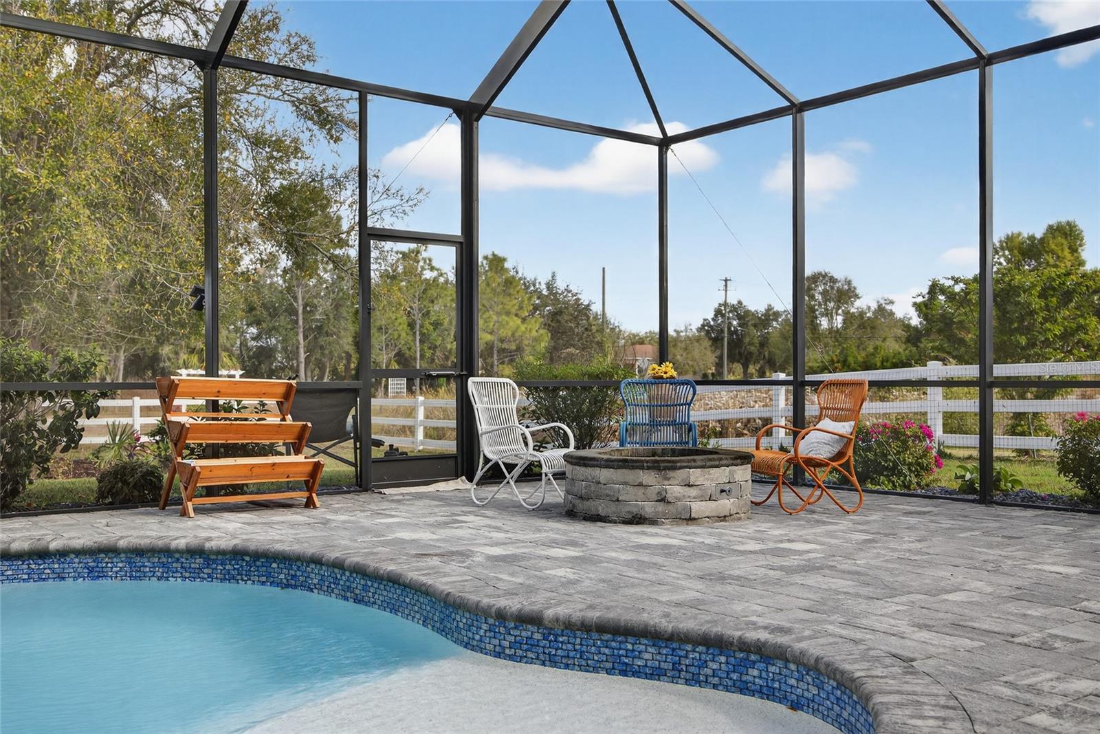 Image 45 of 67 For 28991 Smugglers Lane