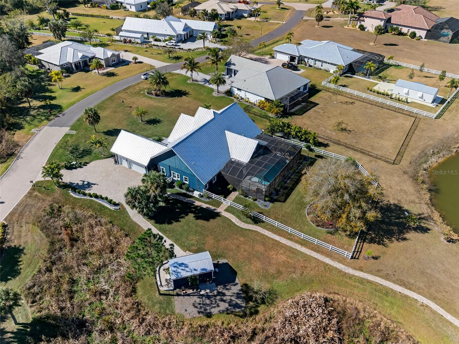 Image 50 of 67 For 28991 Smugglers Lane