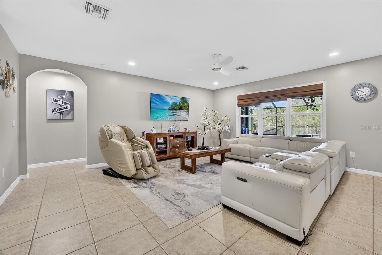 Image 6 of 36 For 7212 Mikasa Drive