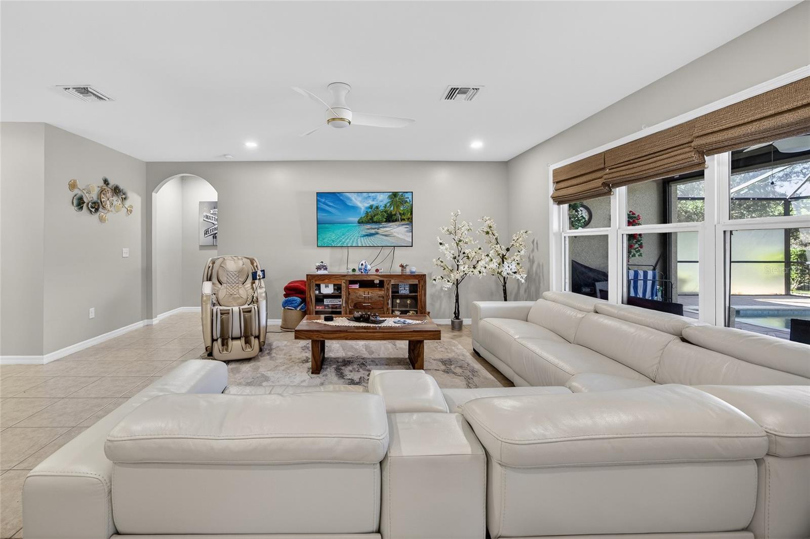 Image 7 of 36 For 7212 Mikasa Drive