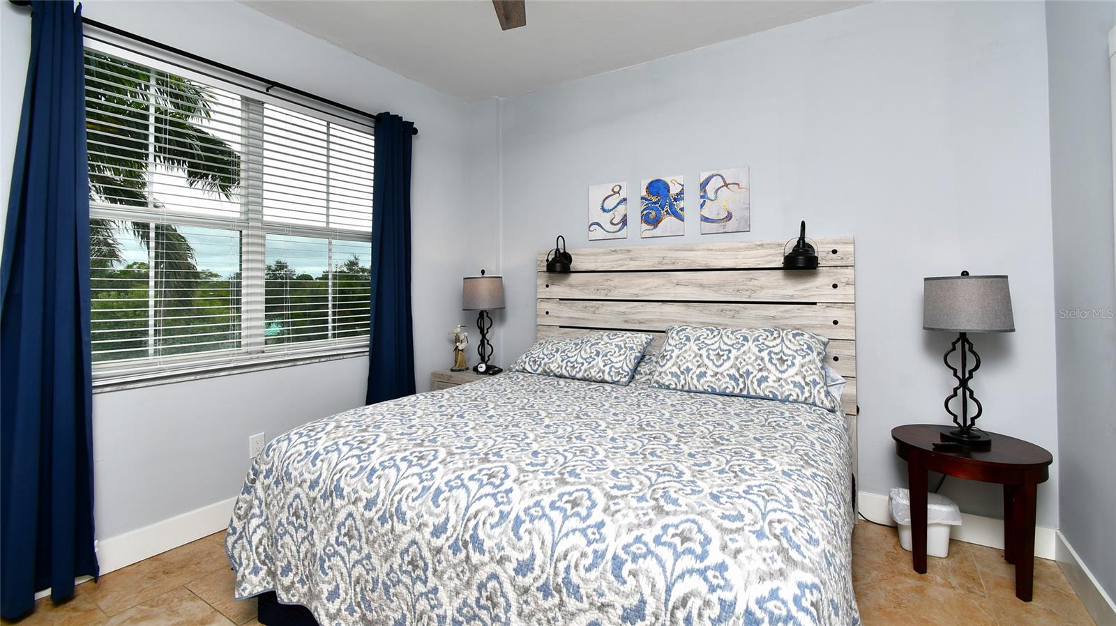 Image 16 of 29 For 2090 Matecumbe Key Road 1308