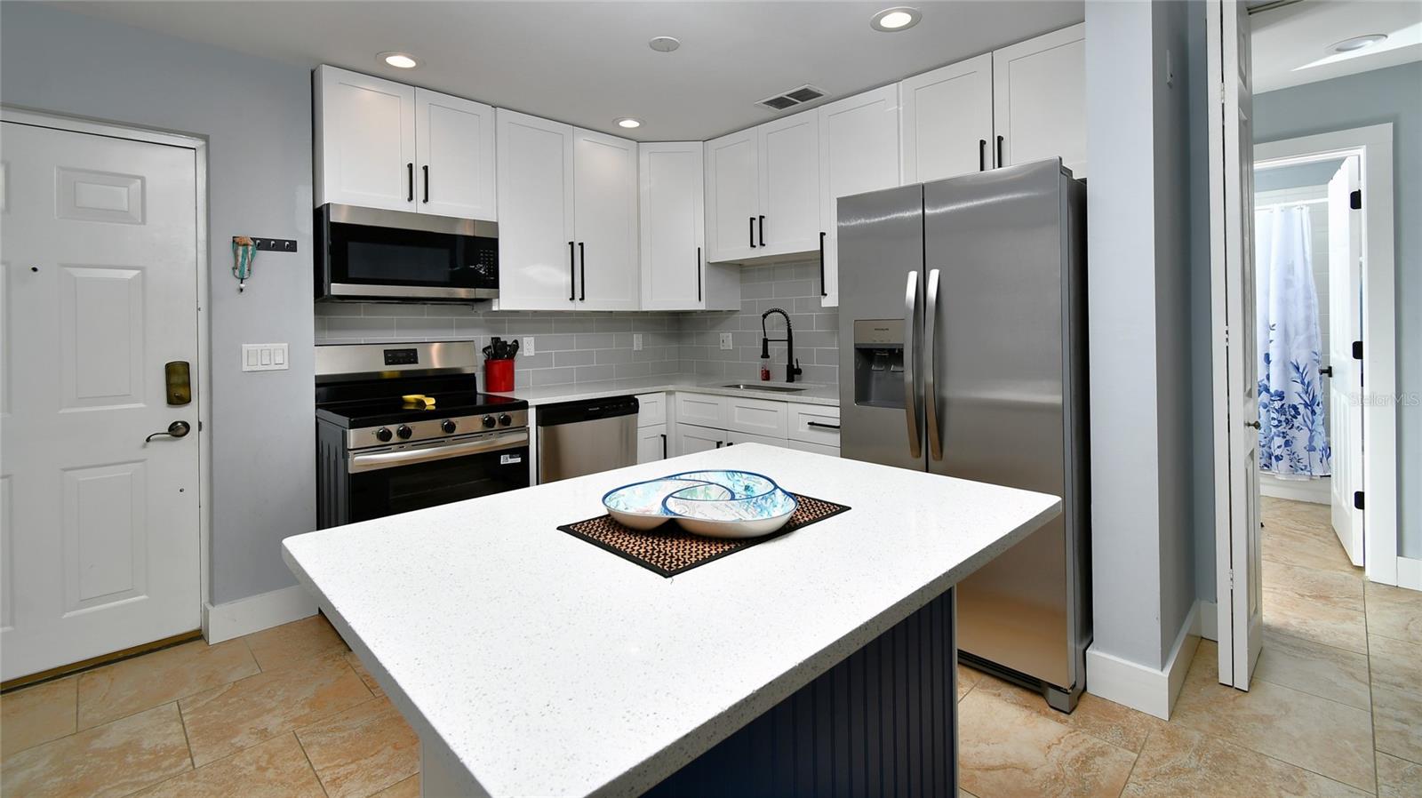 Image 7 of 29 For 2090 Matecumbe Key Road 1308