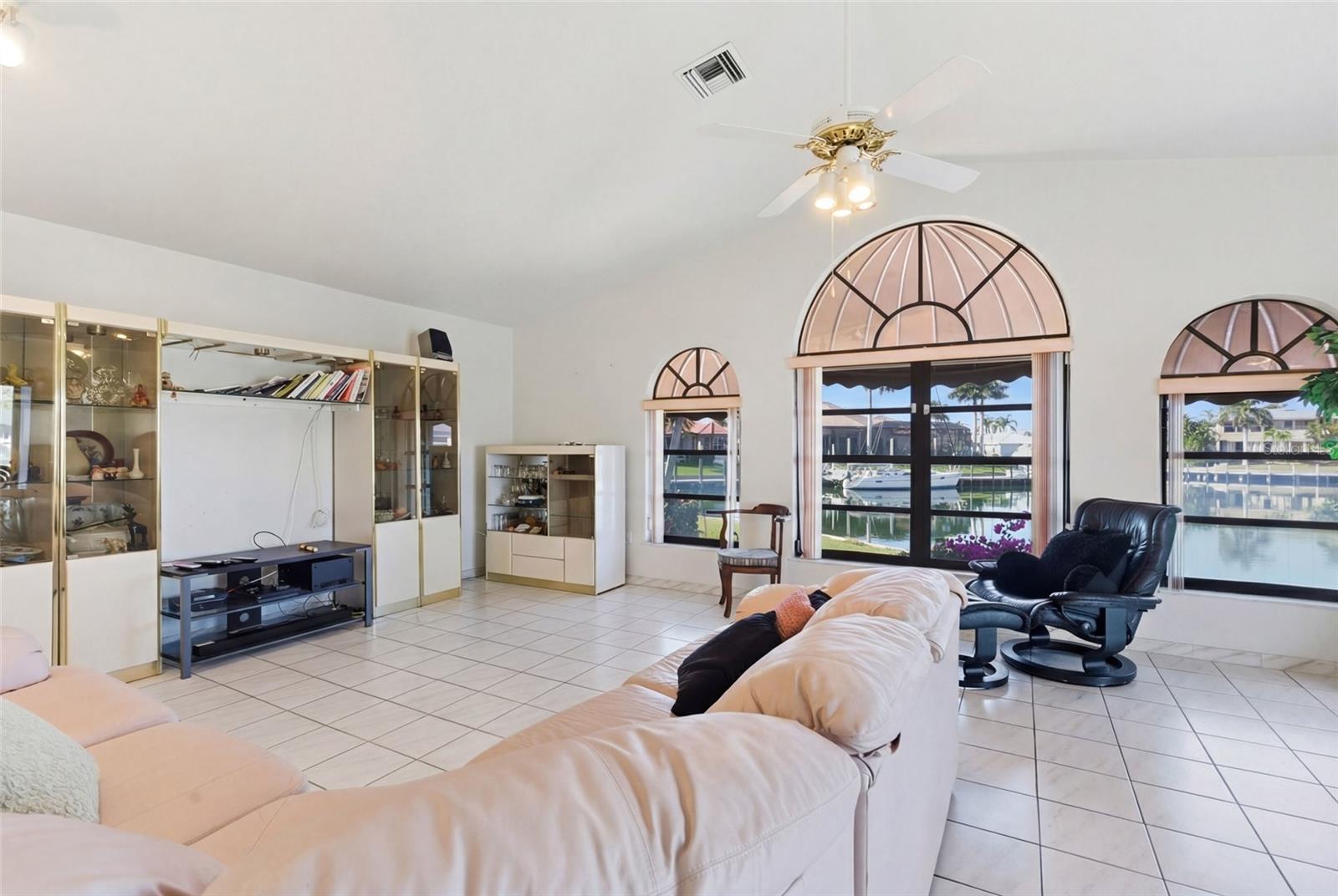 Image 24 of 67 For 2148 Wyatt Circle