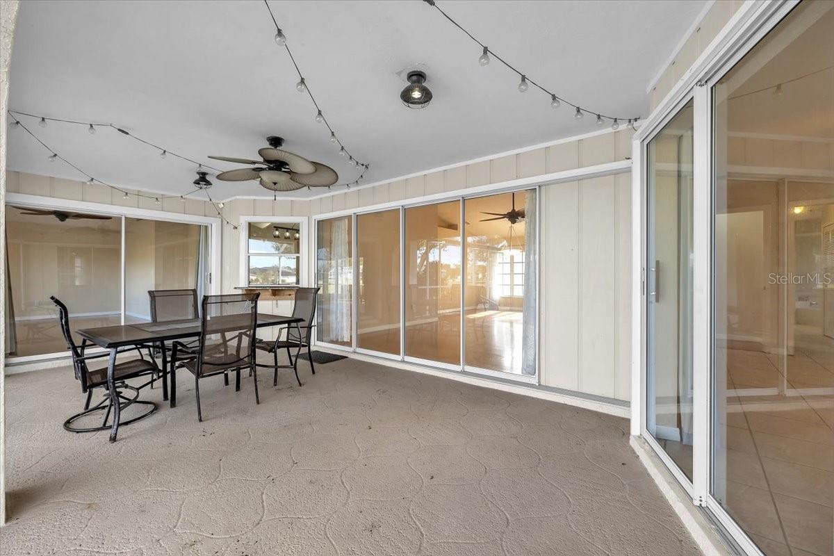 Image 52 of 81 For 272 Broadmoor Lane