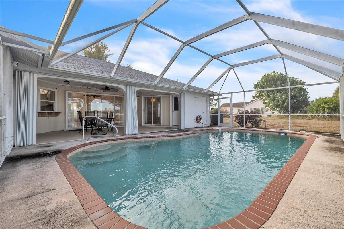 Image 55 of 81 For 272 Broadmoor Lane