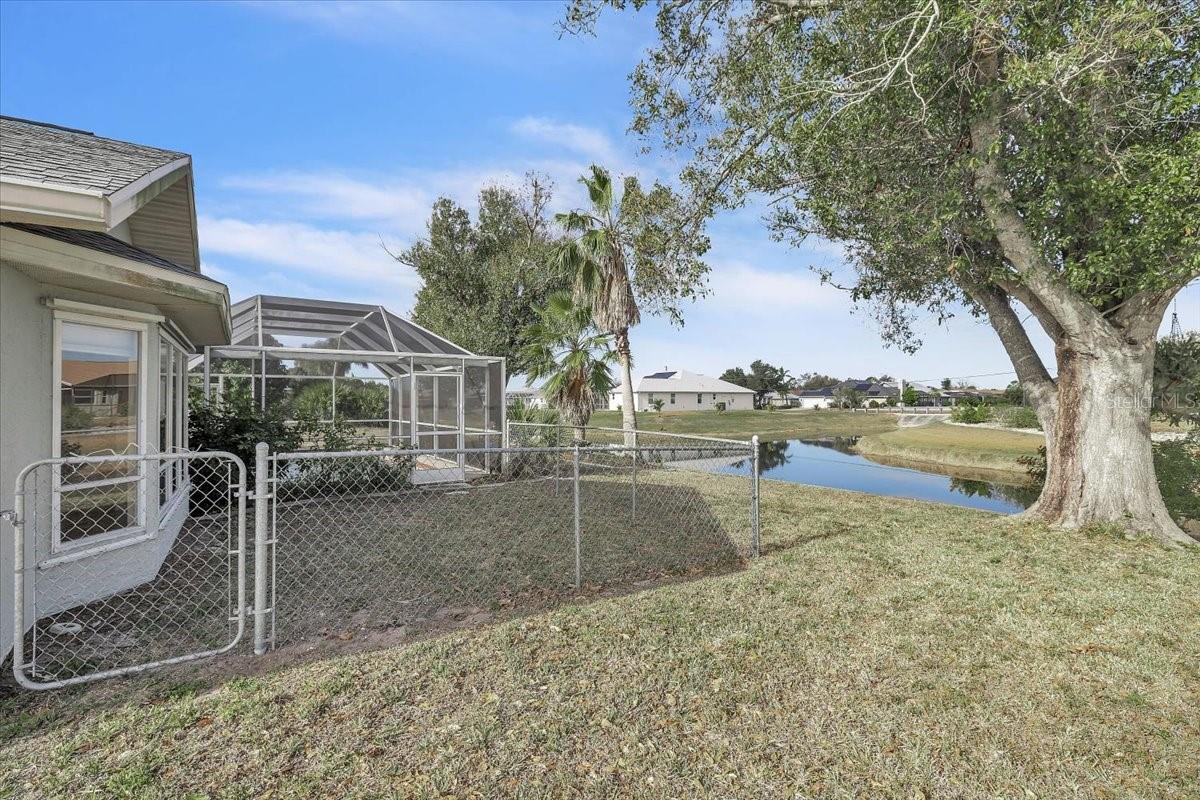 Image 58 of 81 For 272 Broadmoor Lane