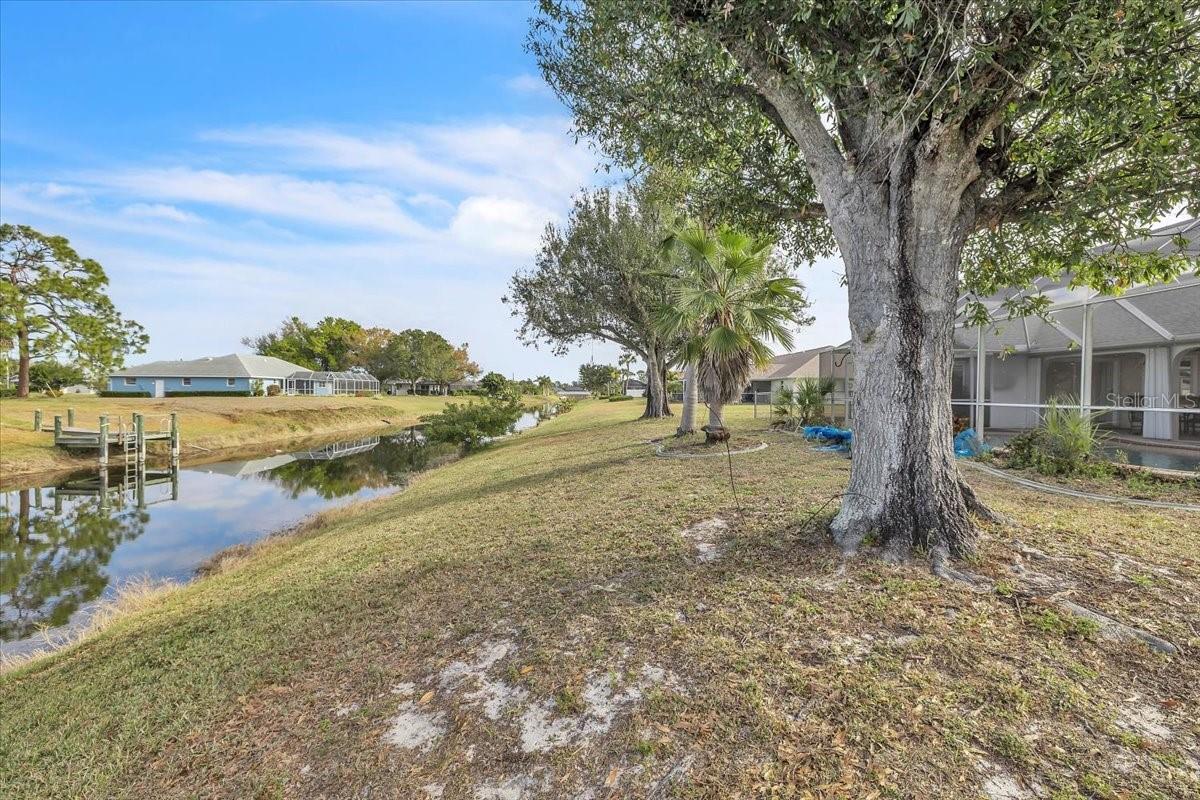 Image 61 of 81 For 272 Broadmoor Lane