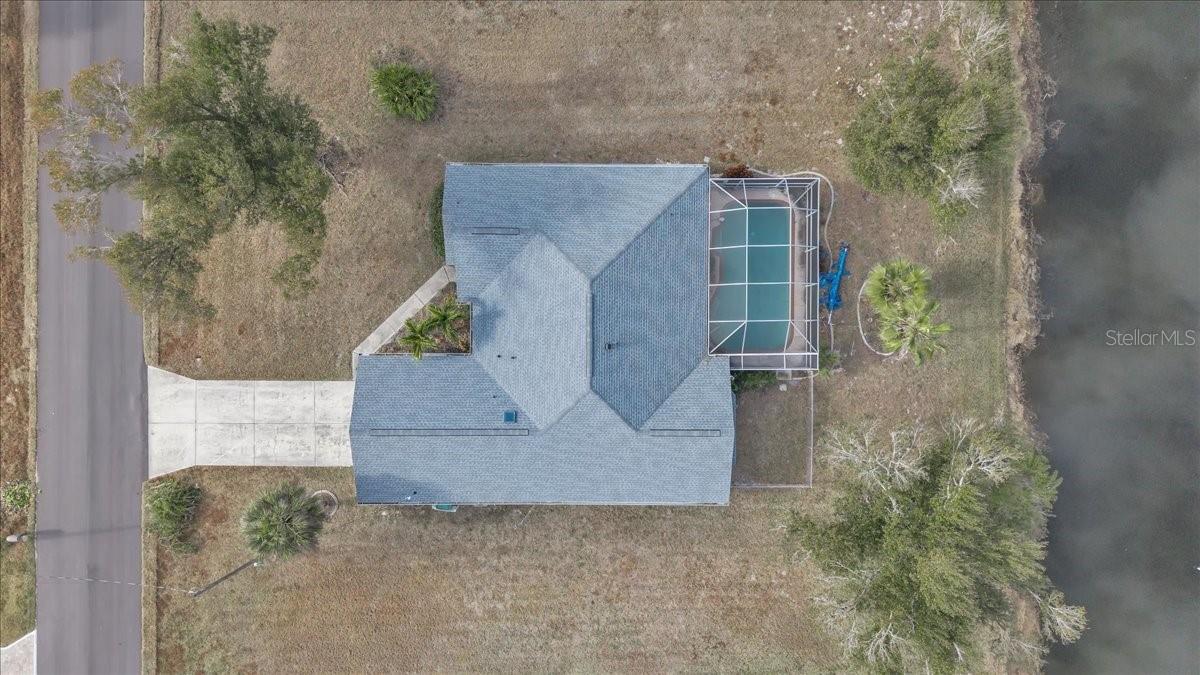 Image 65 of 81 For 272 Broadmoor Lane