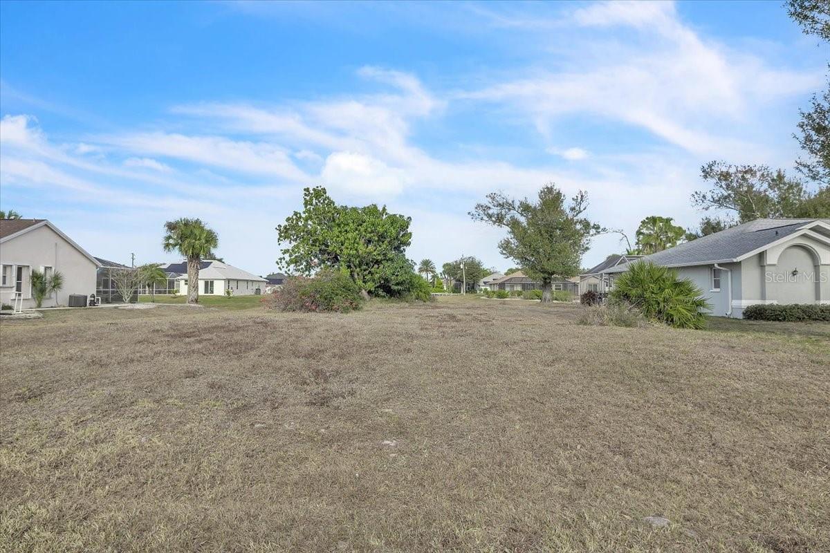 Image 77 of 81 For 272 Broadmoor Lane