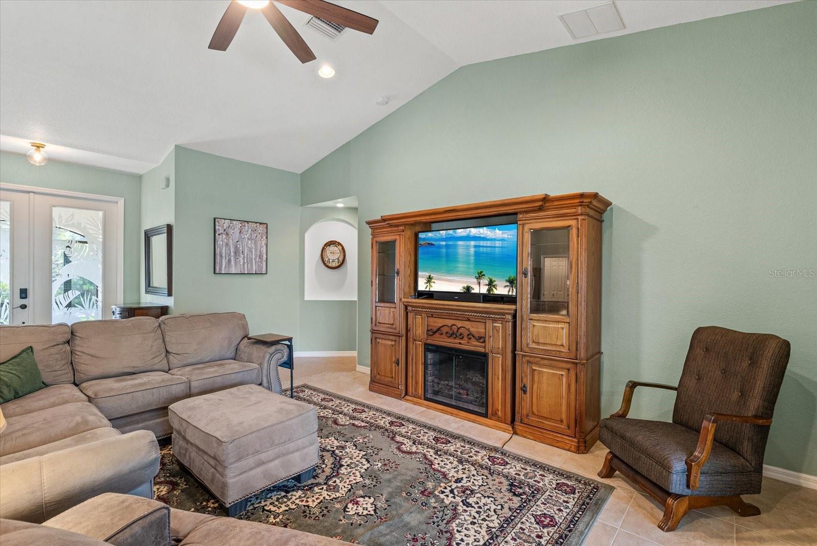 Image 11 of 56 For 1339 Richmar Street