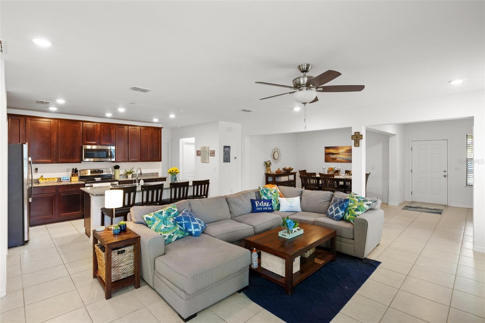 Image 18 of 54 For 15257 Mille Fiore Boulevard