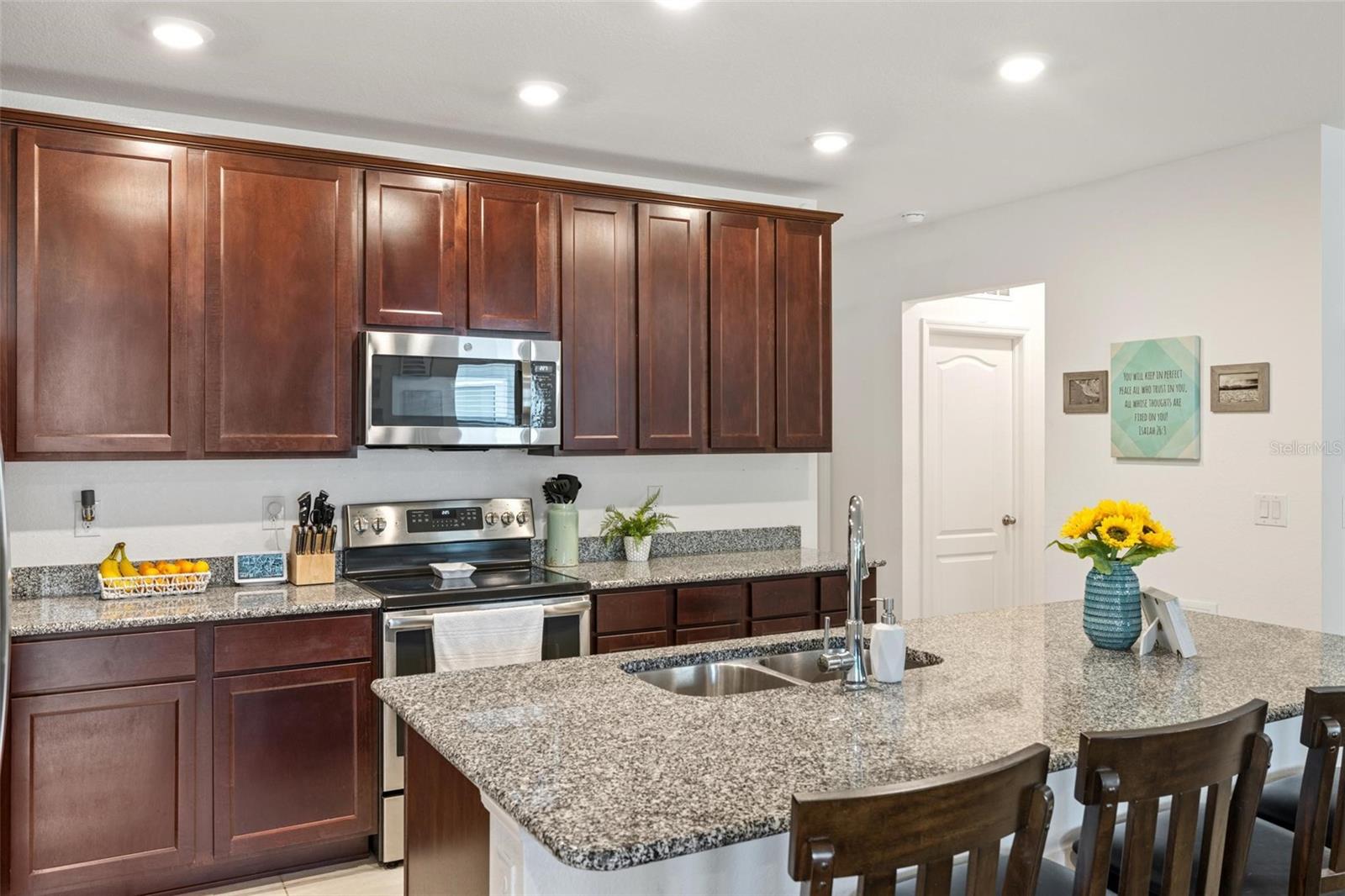 Image 25 of 54 For 15257 Mille Fiore Boulevard