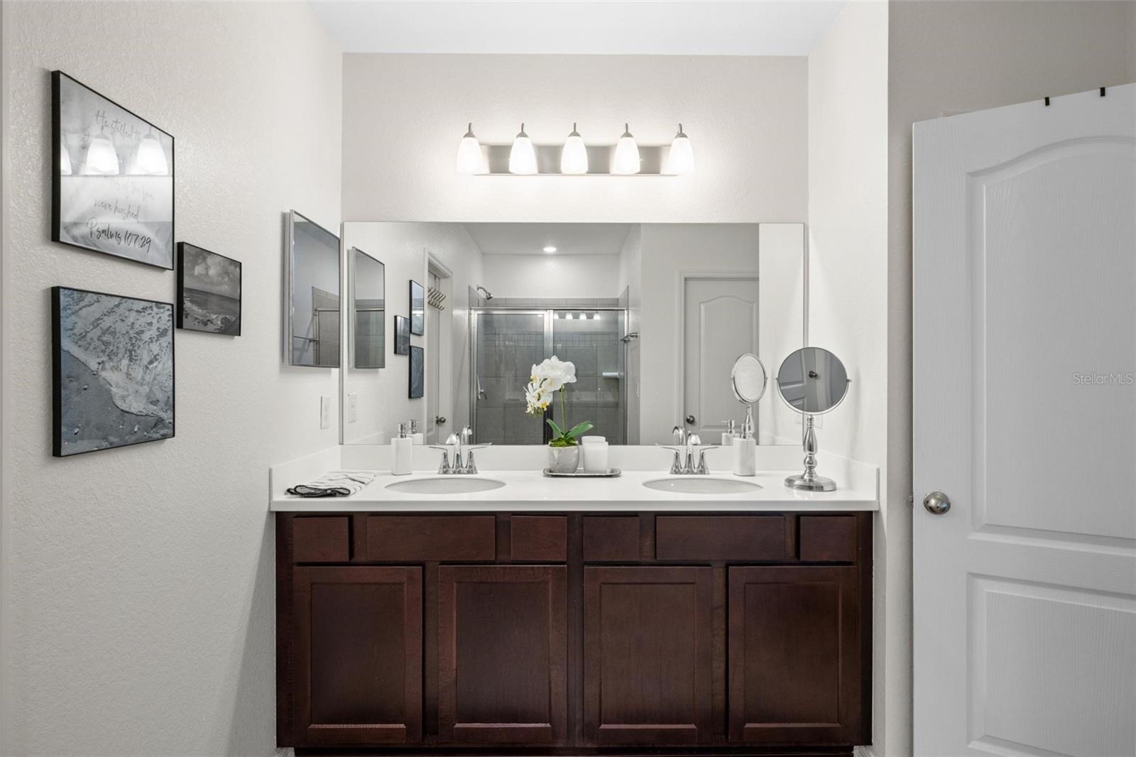 Image 29 of 54 For 15257 Mille Fiore Boulevard