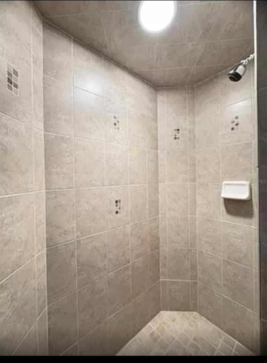 Image 12 of 17 For 2486 Caring Way 17a