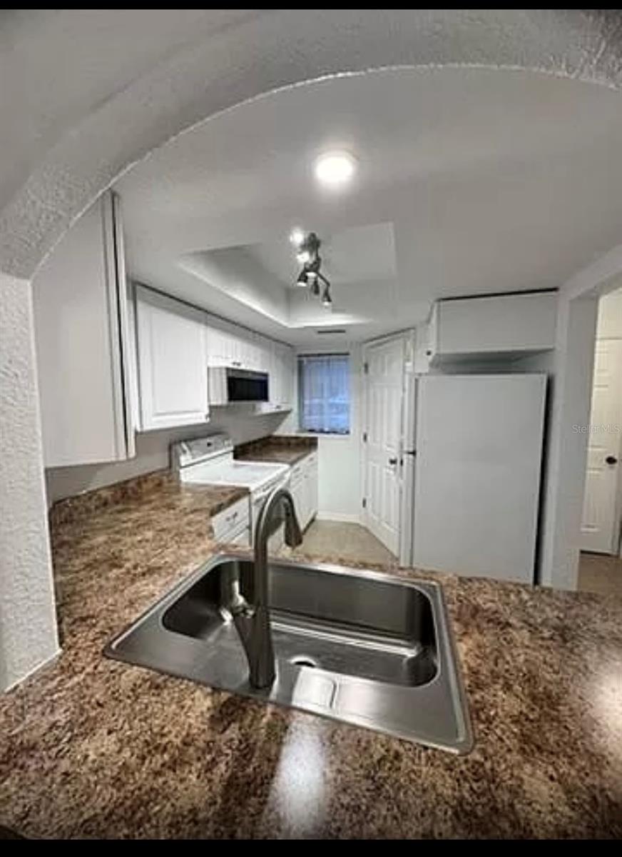 Image 6 of 17 For 2486 Caring Way 17a