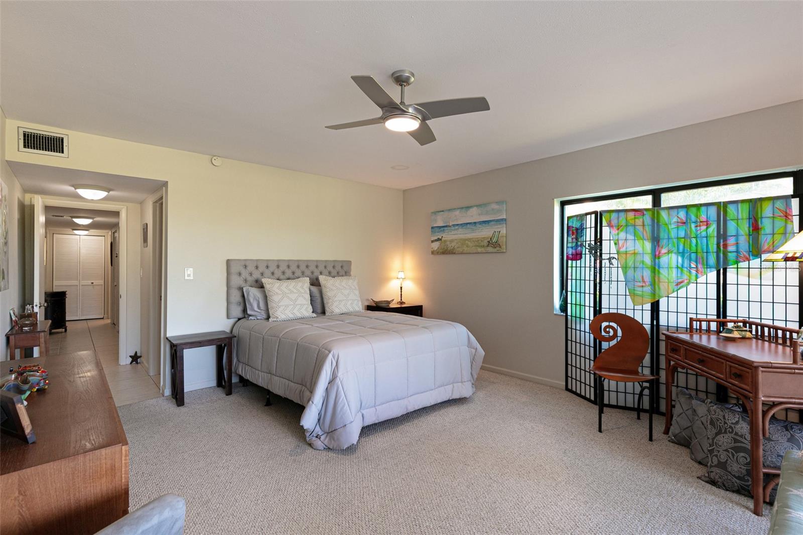 Listing photo id 19 for 3220 Southshore Drive 21a