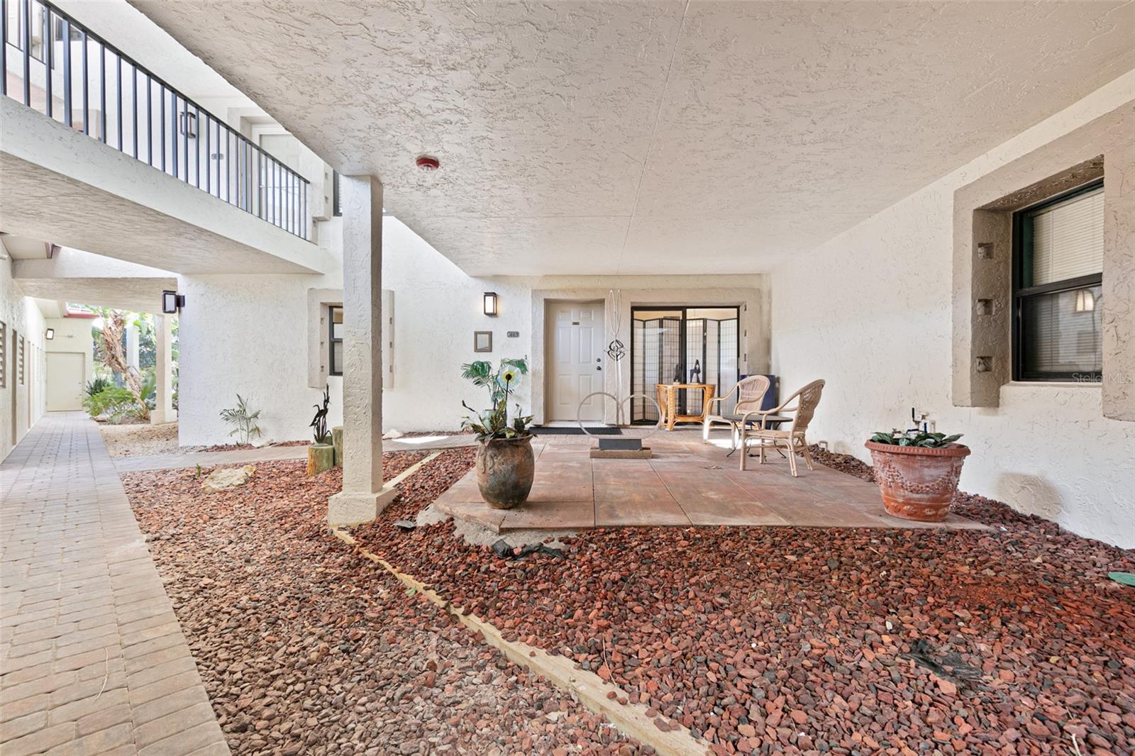 Listing photo id 34 for 3220 Southshore Drive 21a