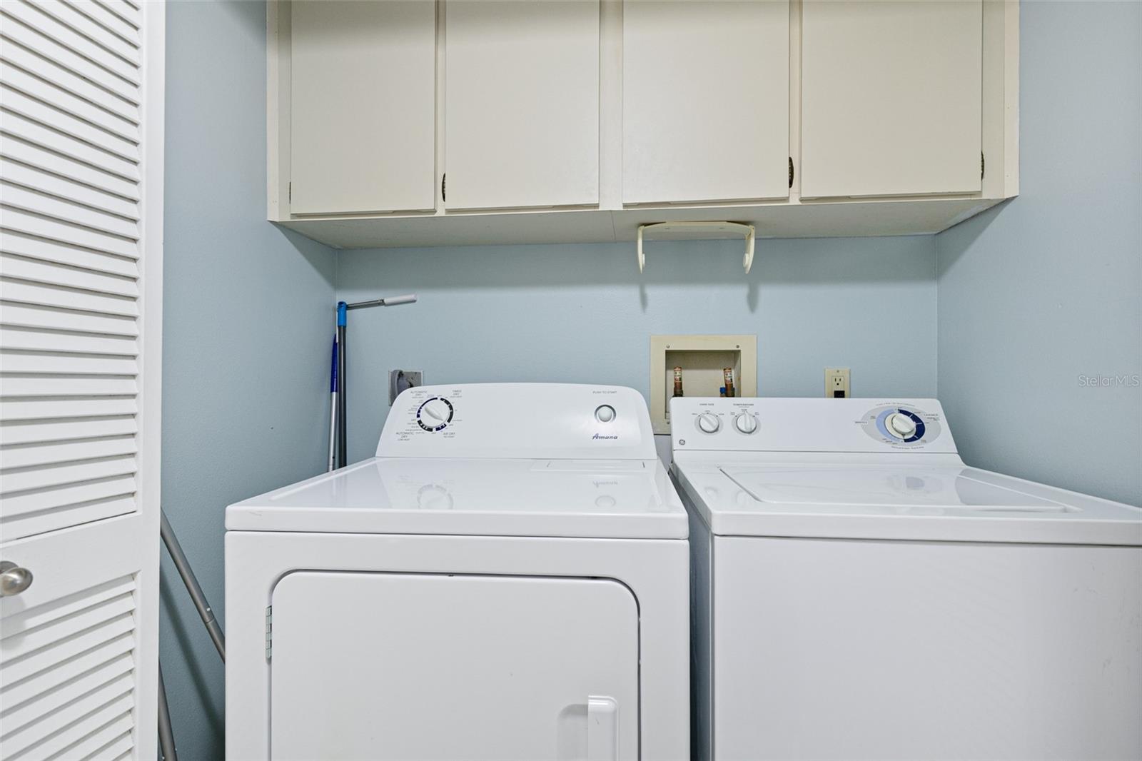 Listing photo id 35 for 3220 Southshore Drive 21a