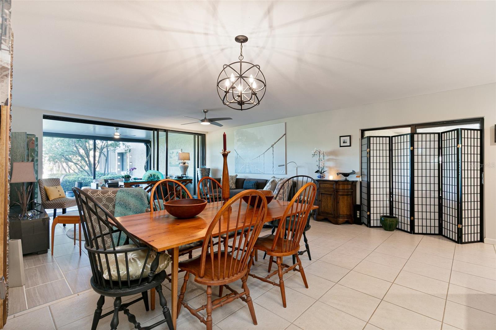 Listing photo id 2 for 3220 Southshore Drive 21a