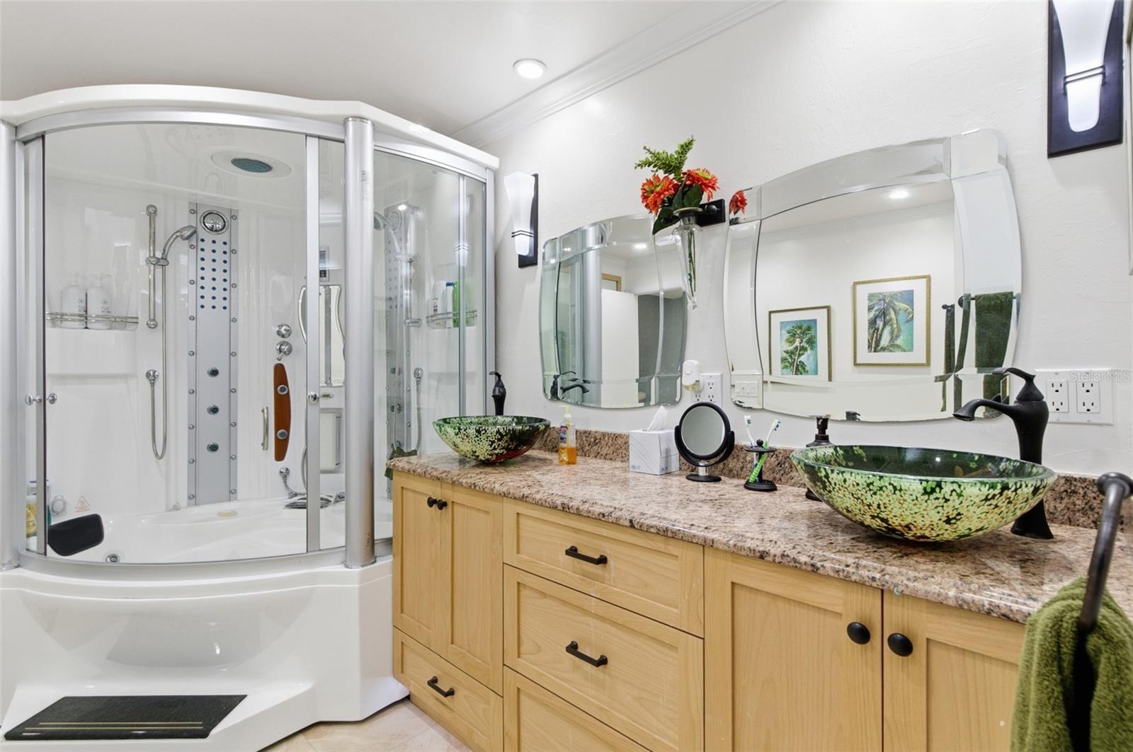 Image 26 of 33 For 3250 Southshore Drive 51b