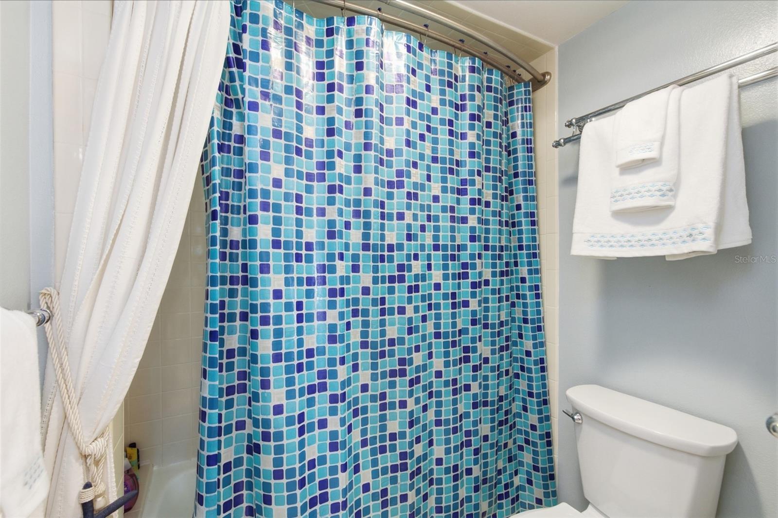 Image 32 of 33 For 3250 Southshore Drive 51b