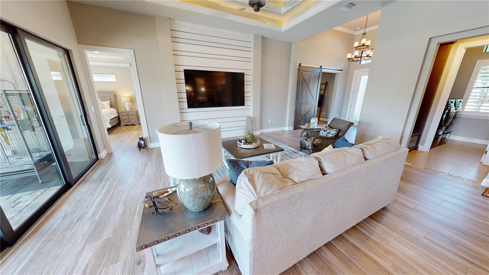 Image 10 of 50 For 17350 Bayharbor Circle