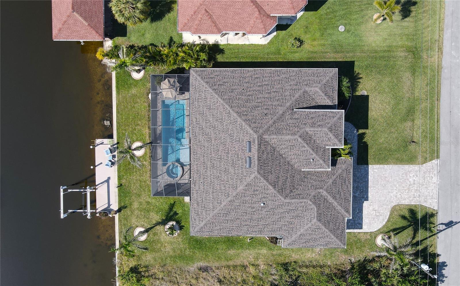 Image 46 of 50 For 17350 Bayharbor Circle