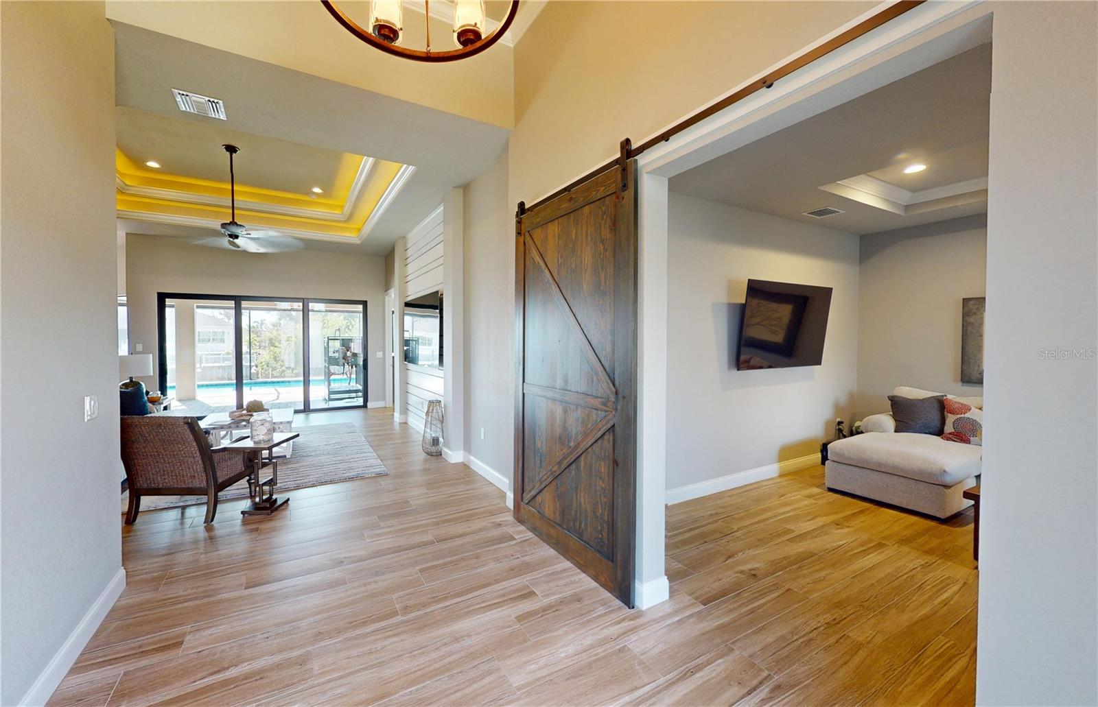 Image 7 of 50 For 17350 Bayharbor Circle