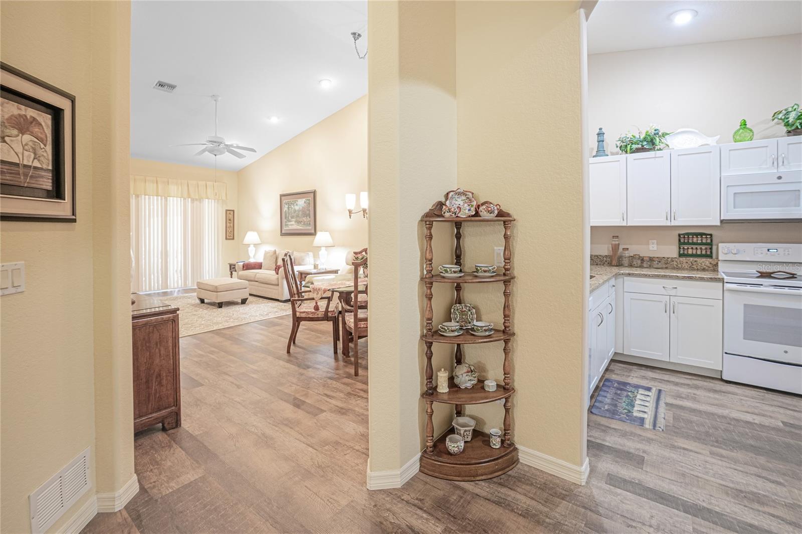 Image 9 of 36 For 3799 Albacete Circle 65