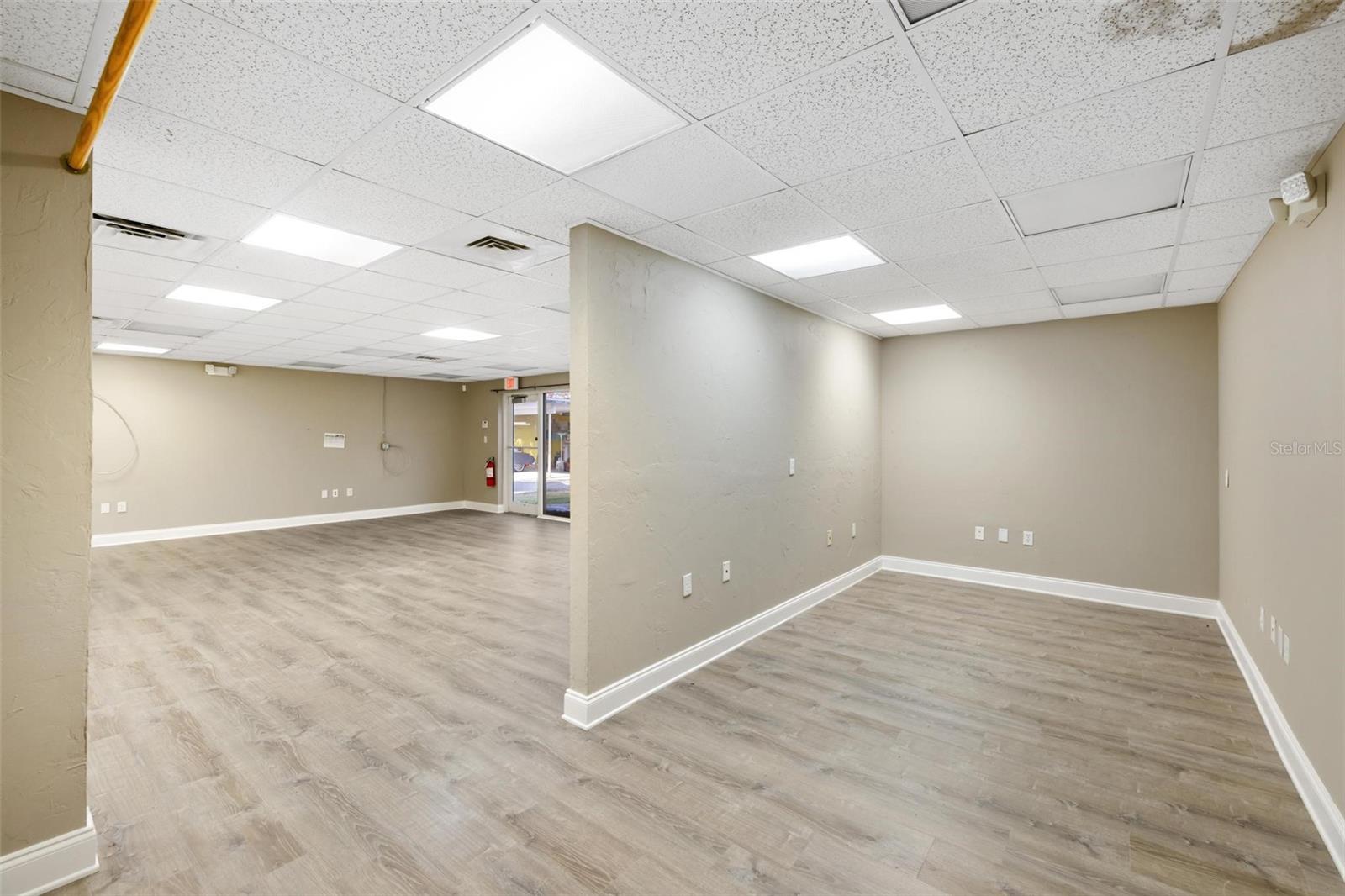 Image 11 of 49 For 128 Charlotte Avenue