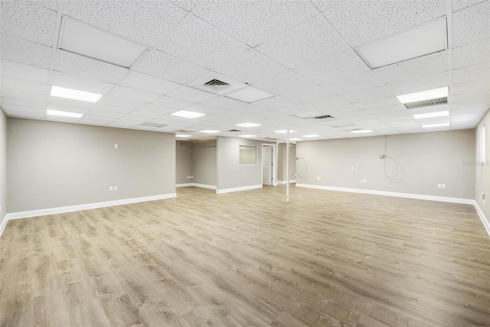 Image 14 of 49 For 128 Charlotte Avenue