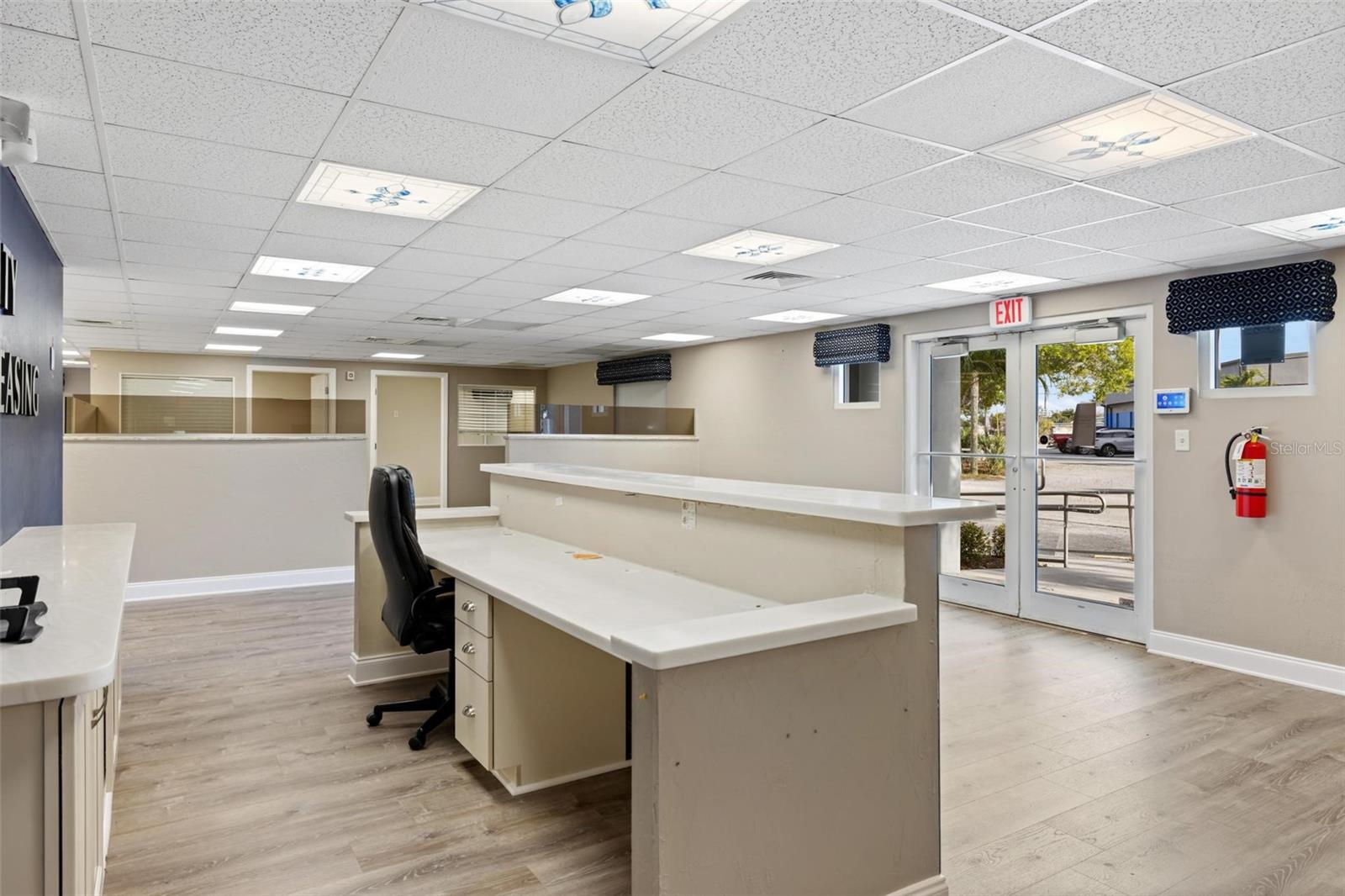 Image 3 of 49 For 128 Charlotte Avenue