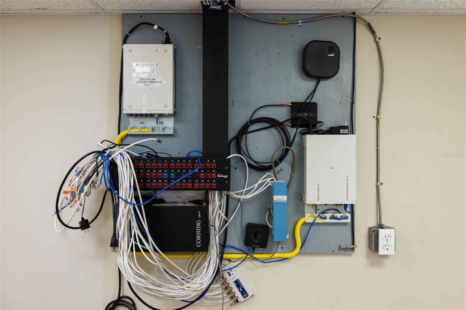 Image 31 of 49 For 128 Charlotte Avenue