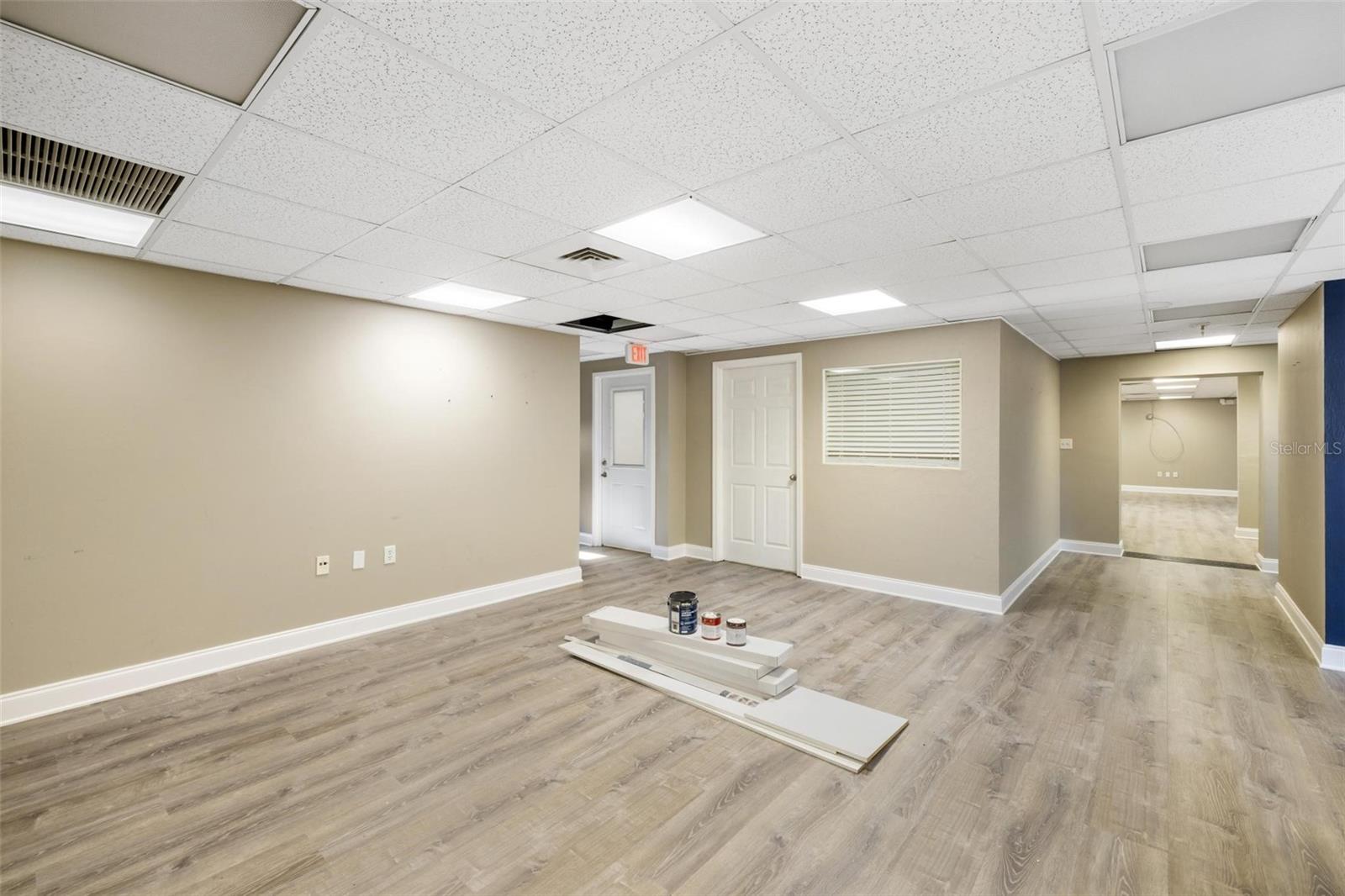 Image 40 of 49 For 128 Charlotte Avenue