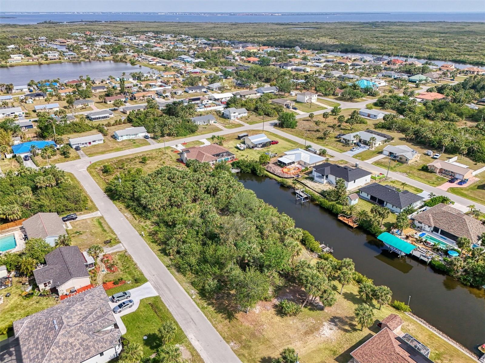 Image 19 of 25 For 18706 Fort Smith Circle