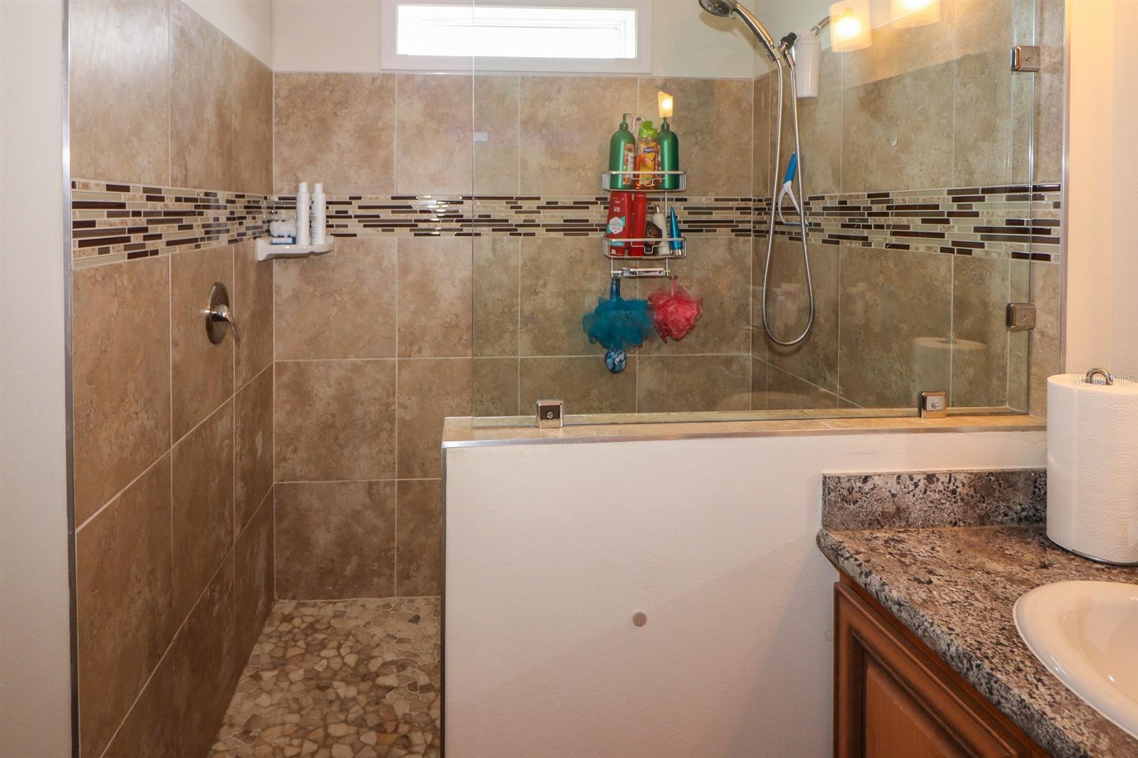 Image 28 of 44 For 12116 Sw County Rd. 769  106