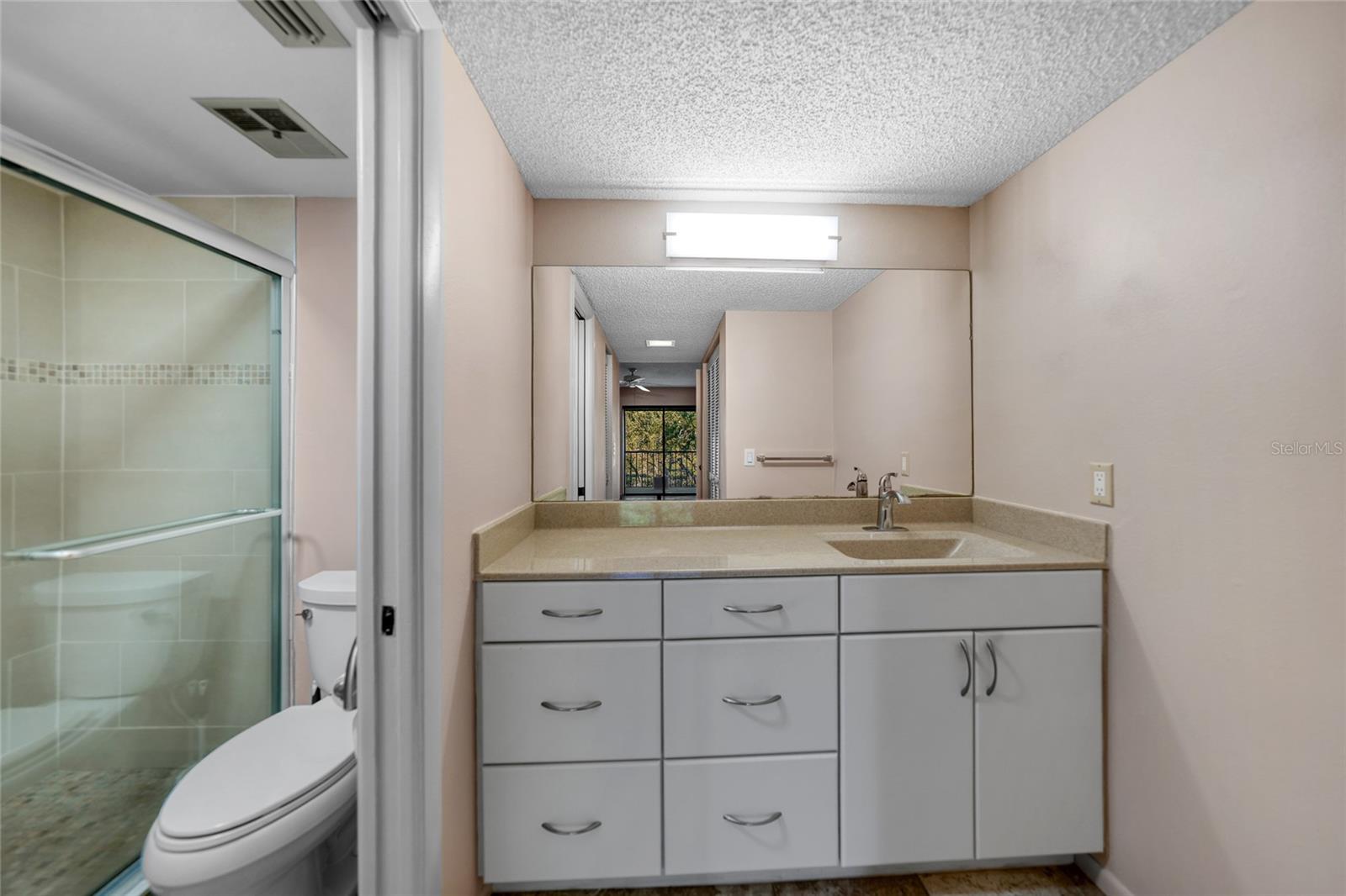 Image 20 of 31 For 1088 Bird Bay Way 307